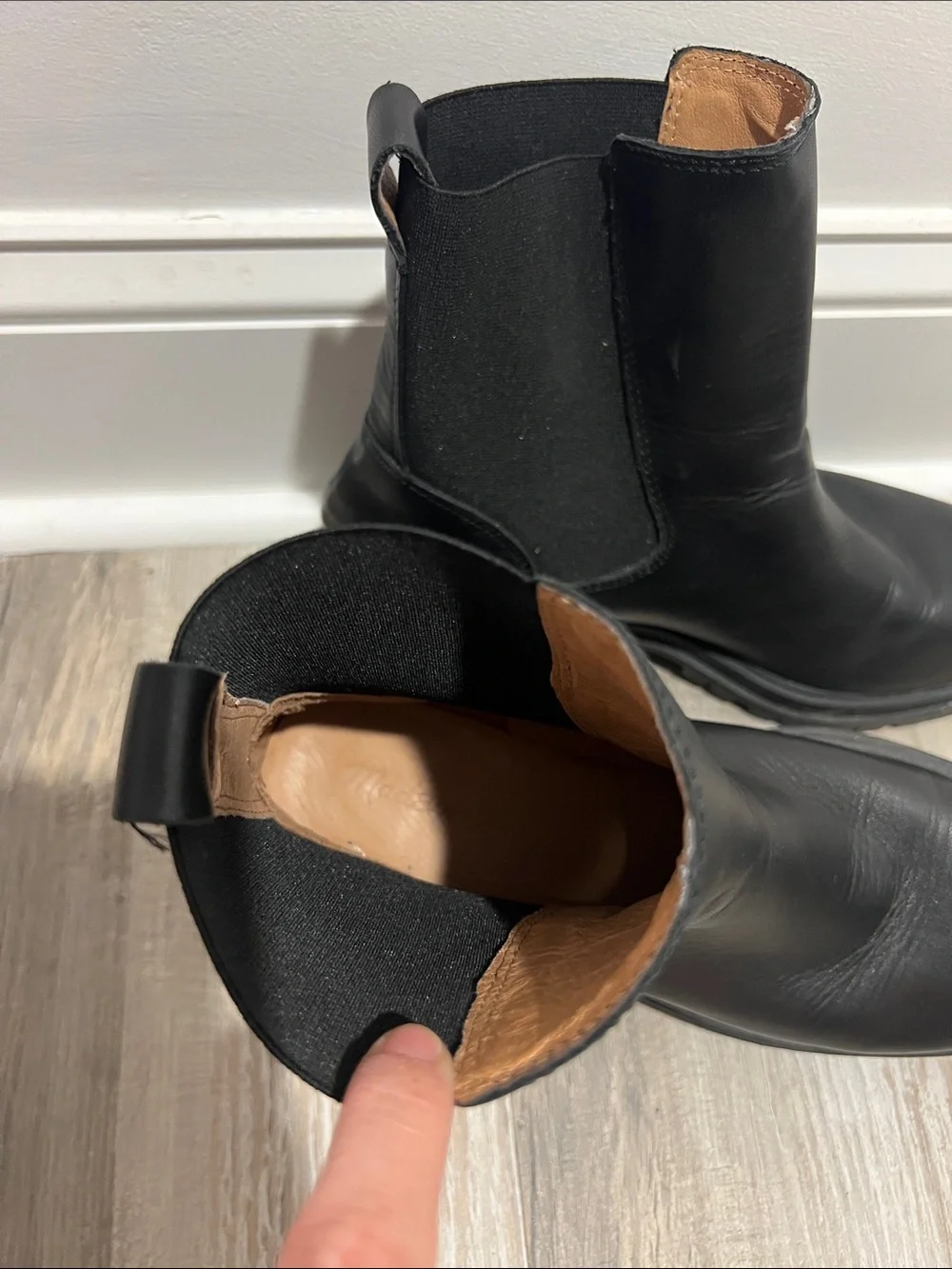 Madewell Black The Bradley Chelsea Lugsole Boots Size 10